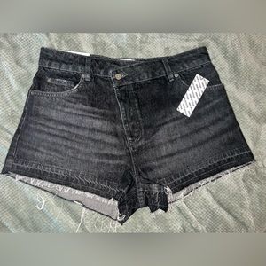 Urban Outfitters BDG A-Line denim jean shorts size 30